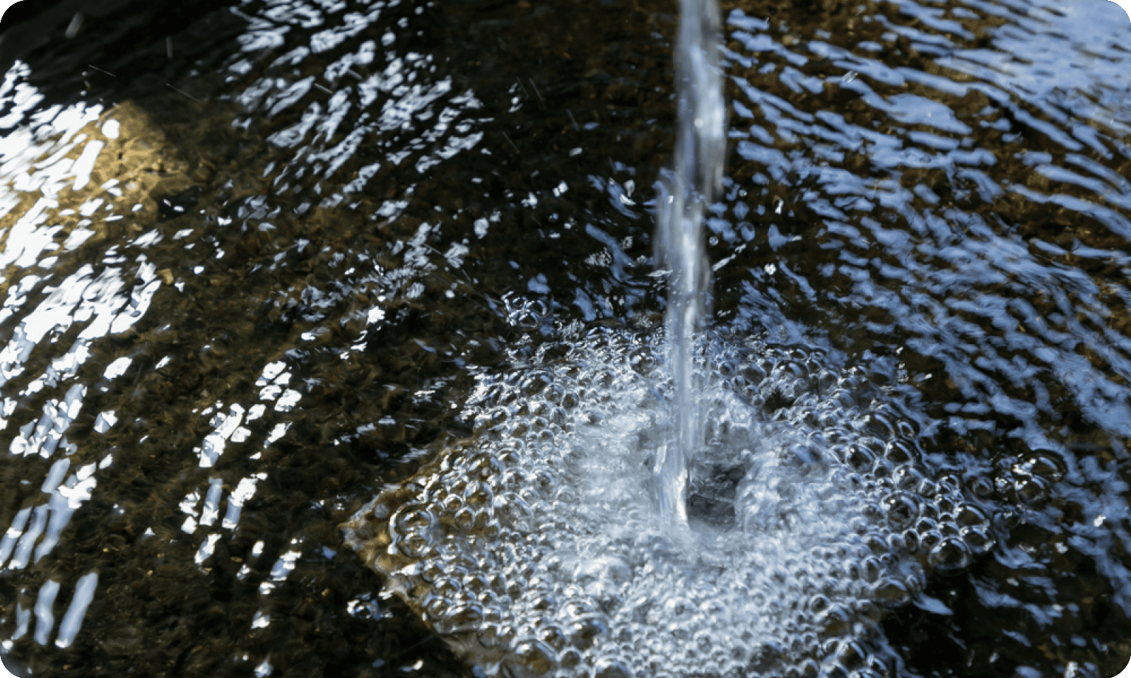 こだわりの天然水